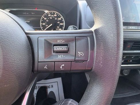 Used 2021 Nissan Rogue S FWD image 17