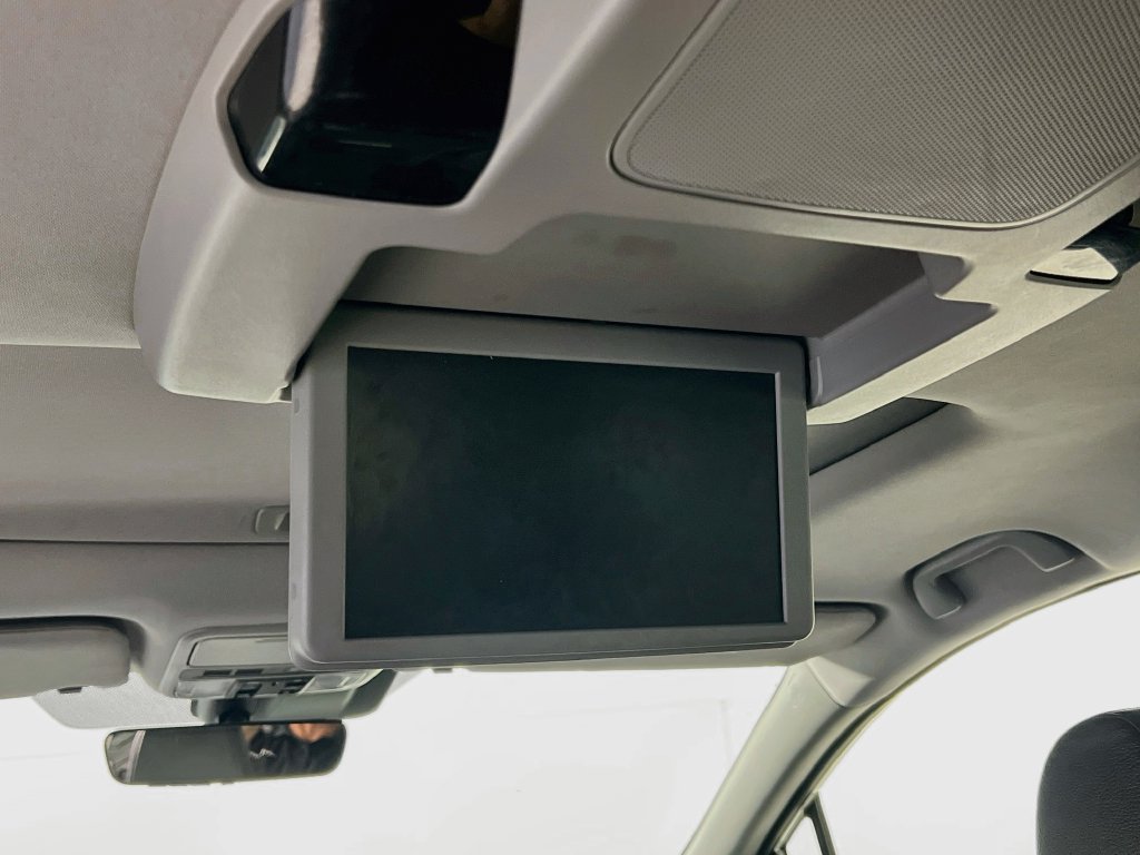 Used 2018 Honda Odyssey Elite image 25