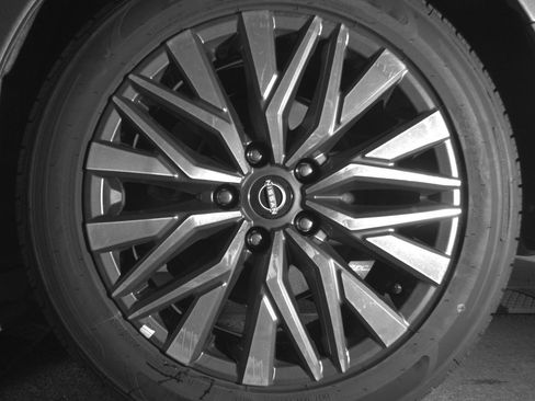 Used 2025 Nissan Altima 2.5 SV image 14