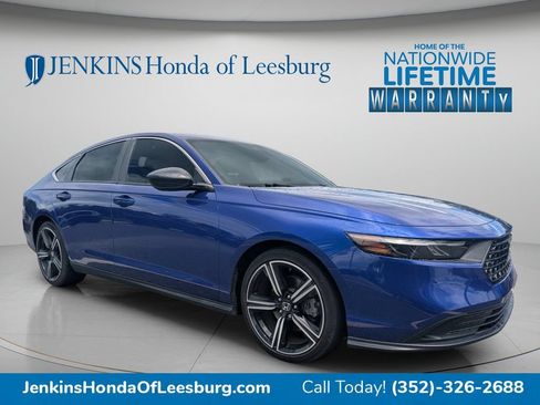 Used 2024 Honda Accord Sport image 1