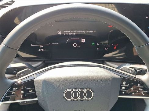 Certified 2025 Audi Q5 Premium w/ Convenience Package AWD/4WD image 20