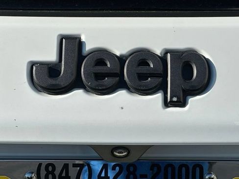 Used 2022 Jeep Compass High Altitude AWD/4WD image 16