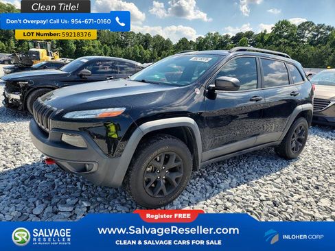 Used 2018 Jeep Cherokee Trailhawk w/ Comfort/Convenience Group AWD/4WD image 1