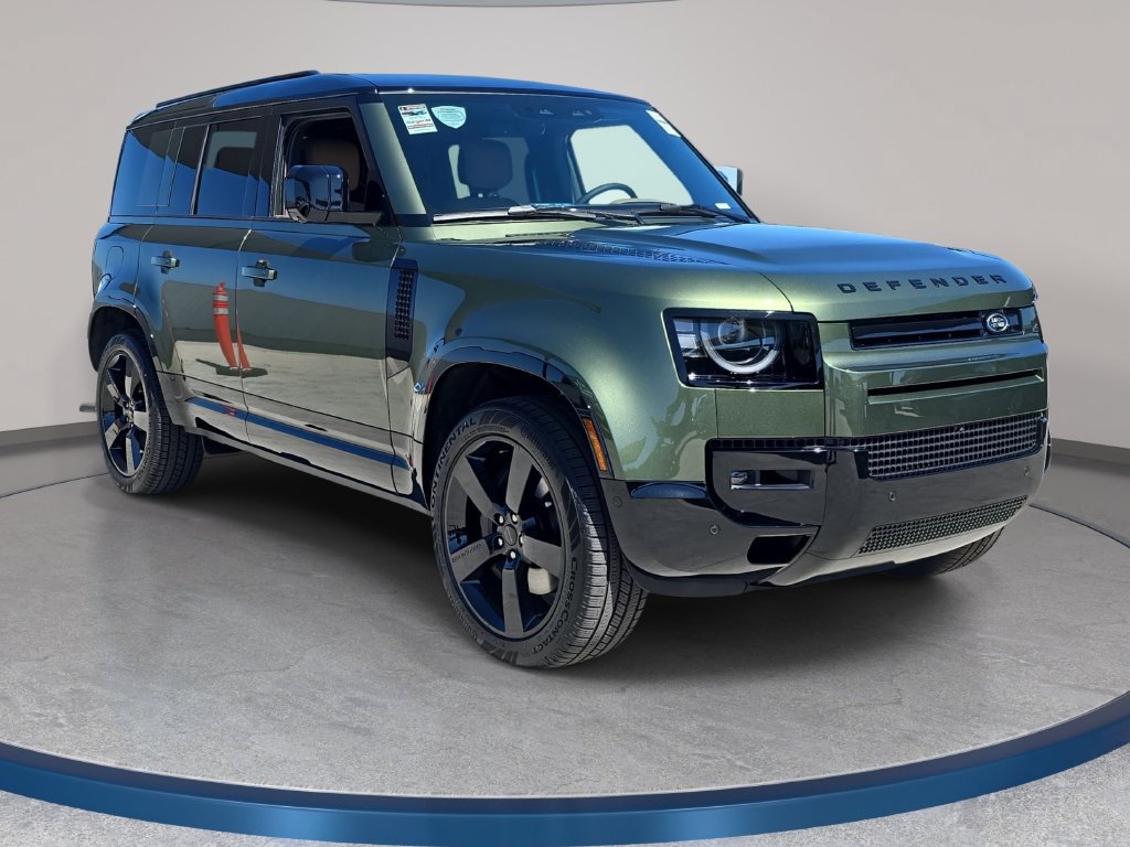 New 2026 Land Rover Defender 110 X-Dynamic SE AWD/4WD image 3