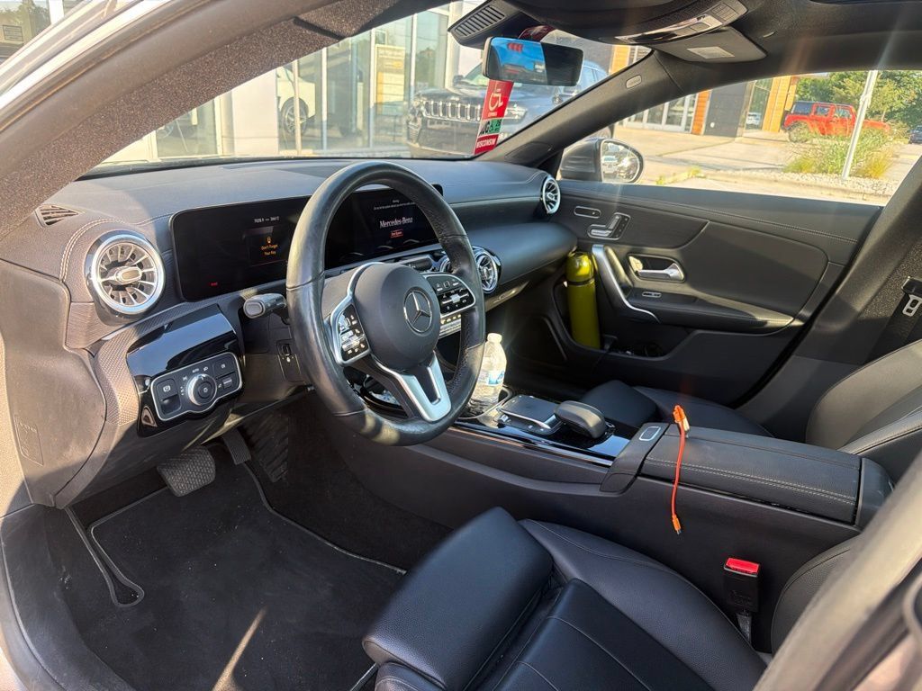 Used 2021 Mercedes-Benz CLA 250 4MATIC image 4
