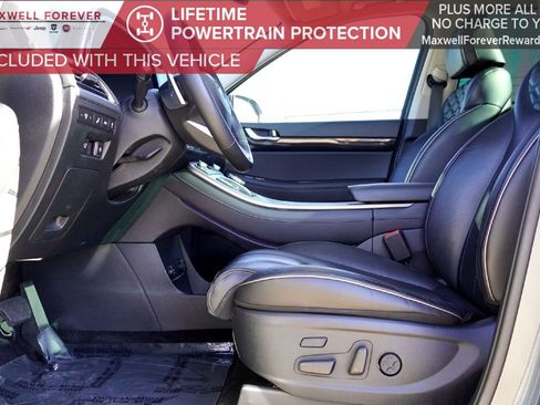 Used 2022 Hyundai Palisade Limited w/ Cargo Package image 27