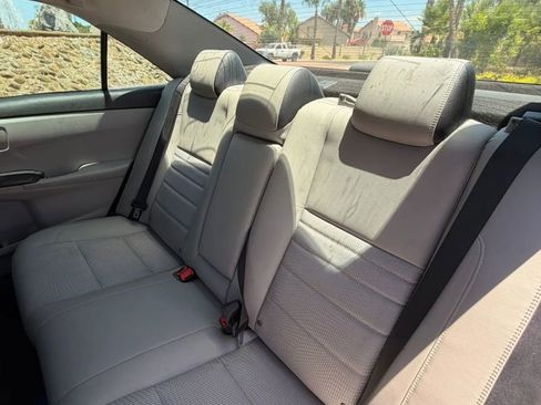 Used 2017 Toyota Camry SE FWD image 15
