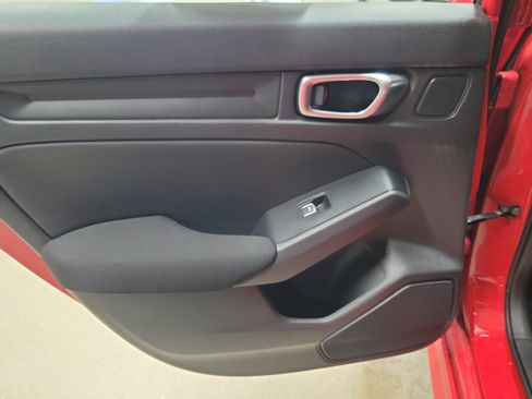 Used 2024 Honda Civic Sport image 12
