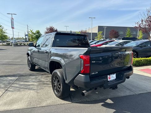 Certified 2025 Toyota Tacoma SR w/ SR Upgrade Package AWD/4WD image 3