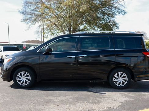 Used 2015 Nissan Quest S image 3