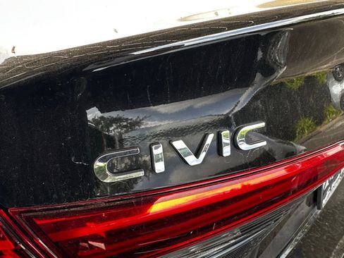 Used 2023 Honda Civic LX image 28