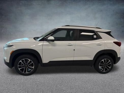 New 2026 Chevrolet TrailBlazer LT w/ LT Cold Weather Package FWD image 10