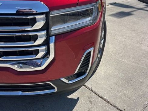 Used 2023 GMC Acadia SLT image 12