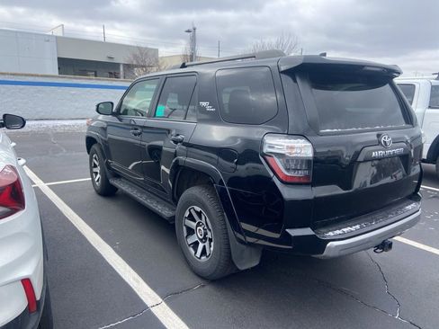 Used 2023 Toyota 4Runner TRD Off-Road image 2