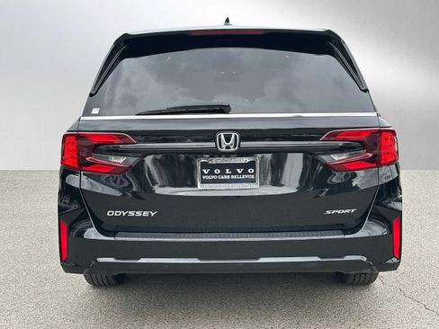 Used 2025 Honda Odyssey Sport-L image 4