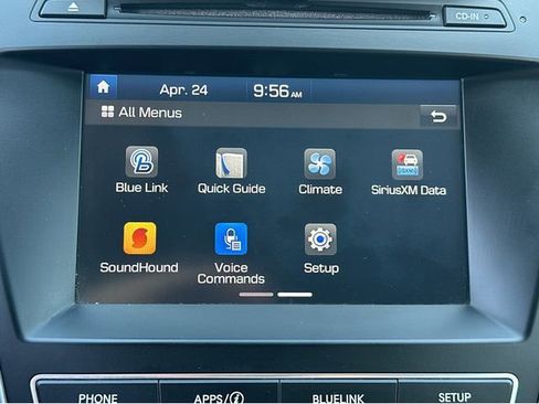 Used 2018 Hyundai Santa Fe Sport FWD image 16