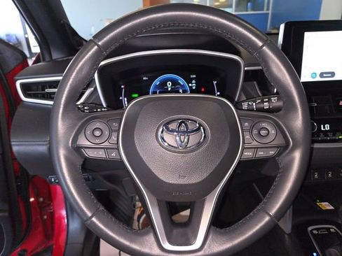Used 2023 Toyota Corolla Cross AWD Hybrid w/ Convenience Package image 14