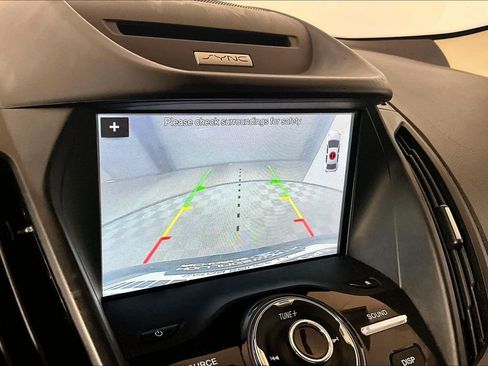 Used 2018 Ford Escape Titanium image 17