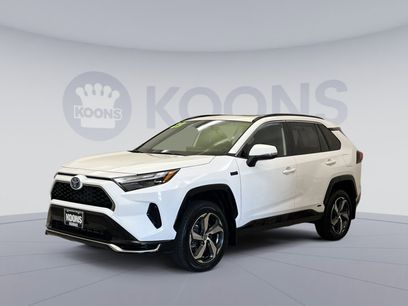 Used 2023 Toyota RAV4 SE w/ Weather & Moonroof Package