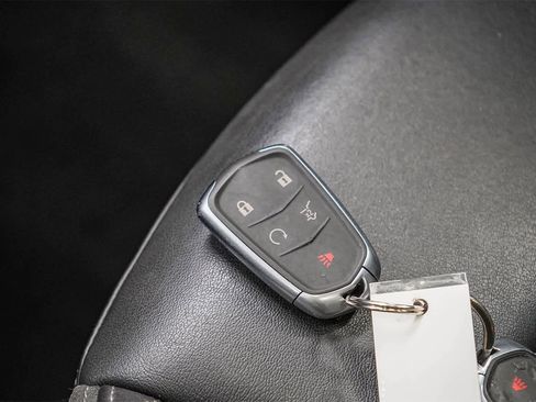 Used 2020 Cadillac XT6 Premium Luxury image 27