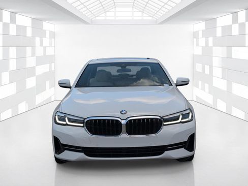 Used 2023 BMW 530i w/ Premium Package RWD image 2