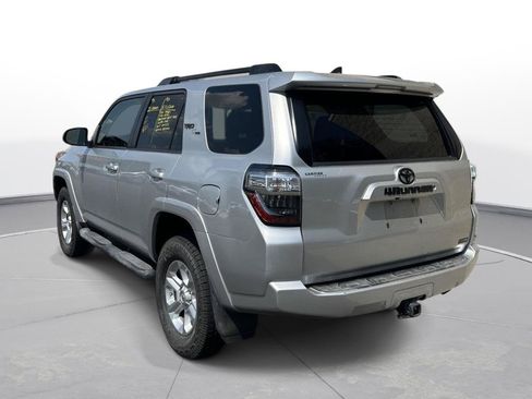 Used 2019 Toyota 4Runner SR5 AWD/4WD image 8