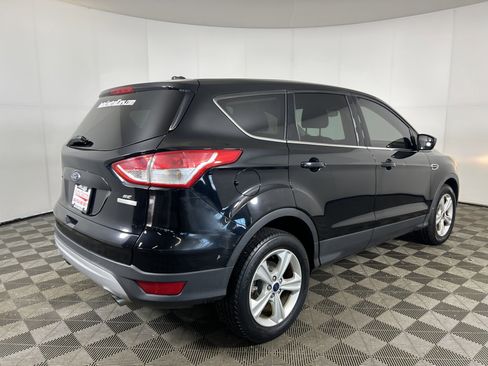 Used 2016 Ford Escape SE FWD image 5