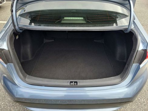 Used 2020 Toyota Corolla LE image 19