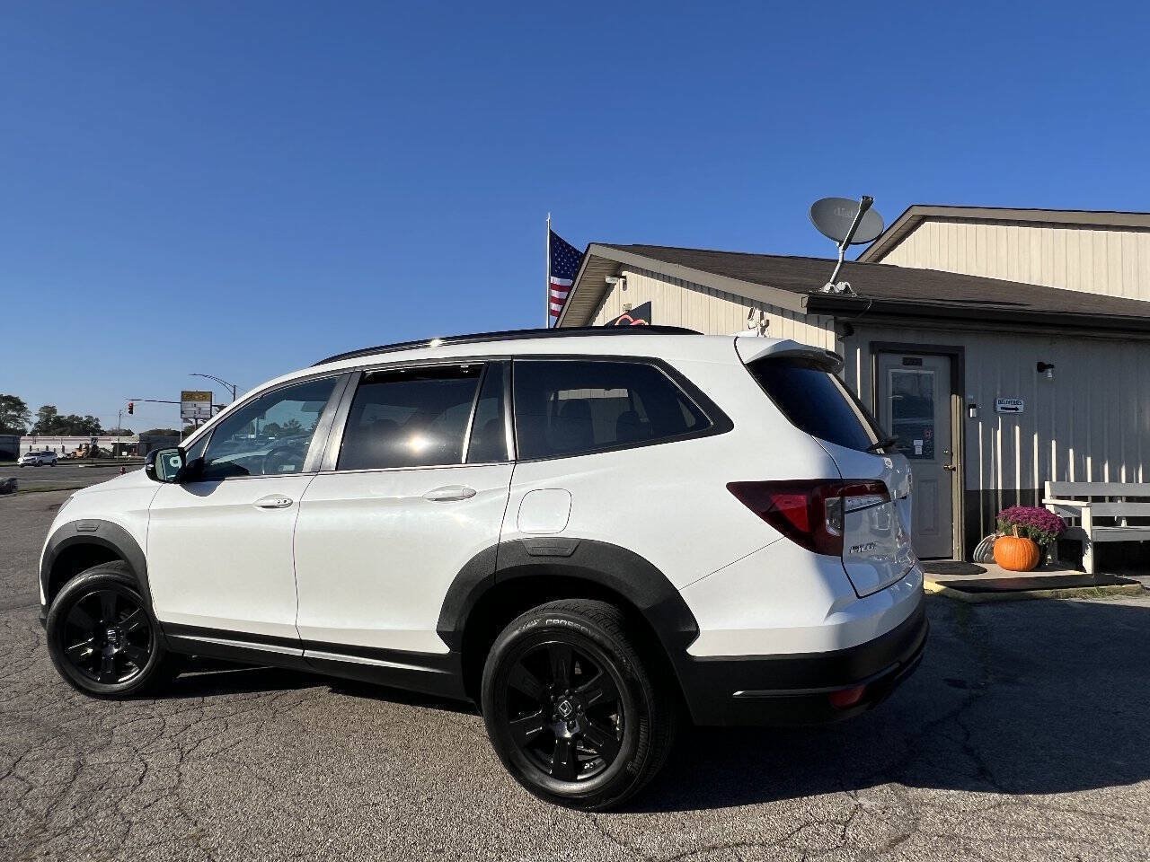 Used 2022 Honda Pilot TrailSport image 4
