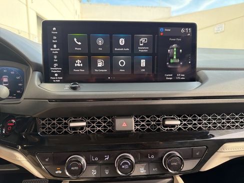 Used 2023 Honda Accord EX-L image 3