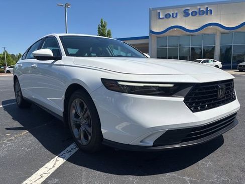 Used 2023 Honda Accord EX image 3