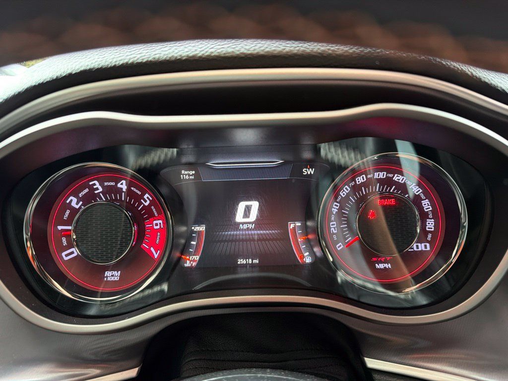Used 2019 Dodge Challenger SRT Hellcat RWD image 9