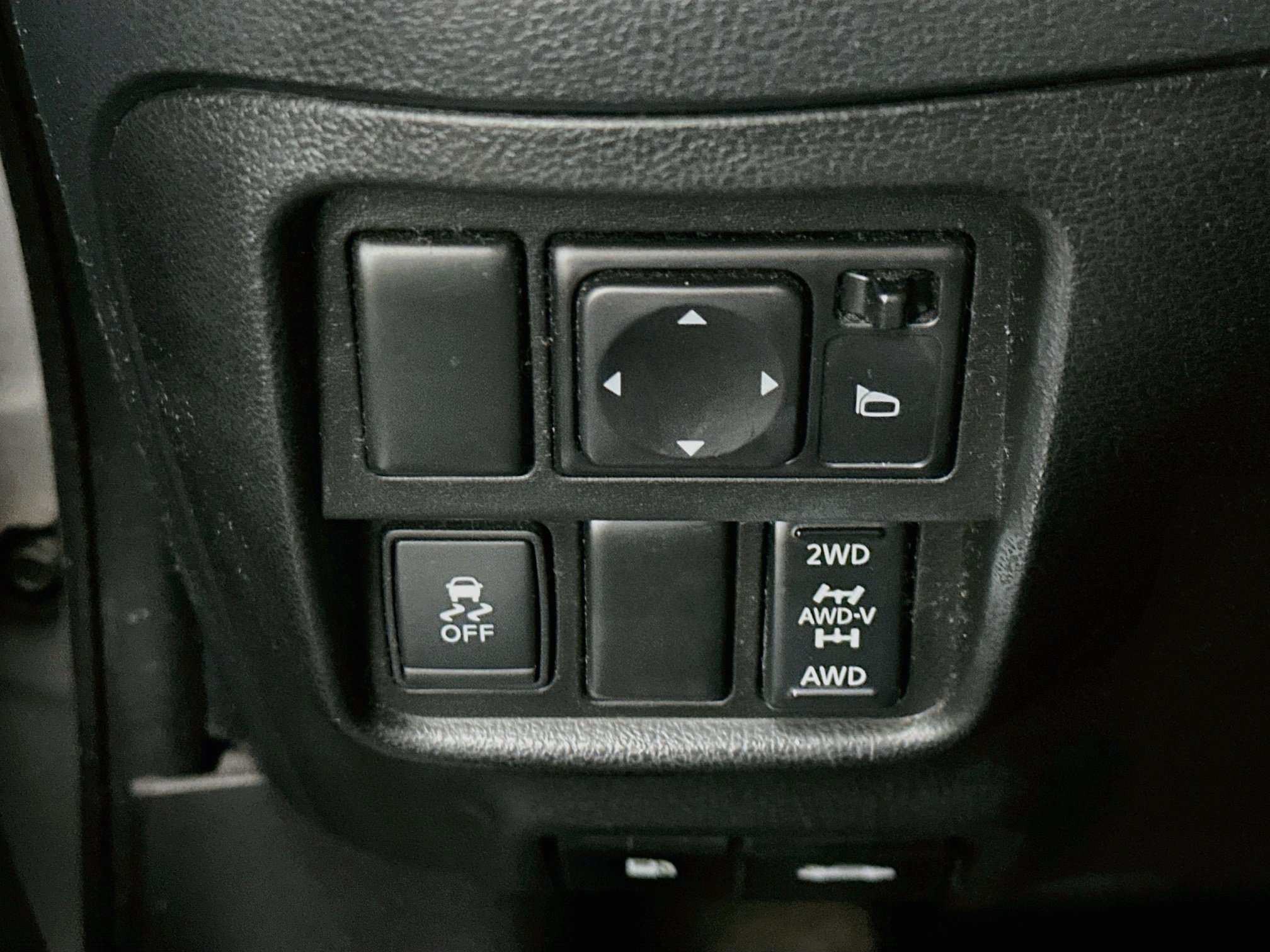Used 2015 Nissan Juke S AWD/4WD image 17