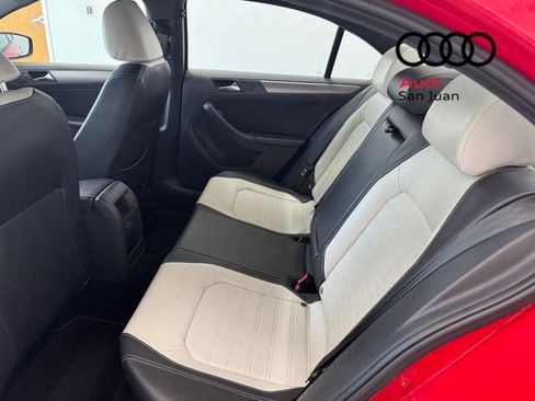 Used 2016 Volkswagen Jetta Sport FWD image 21
