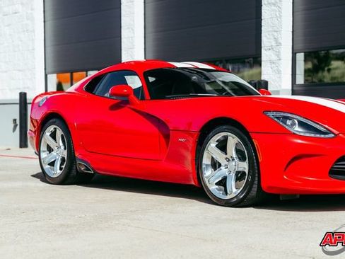 Used 2014 SRT Viper SRT-10 w/ Grand Touring Package RWD image 61