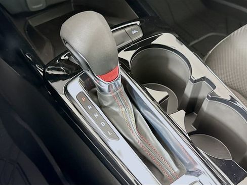 New 2026 Chevrolet Trax RS w/ Sunroof Package FWD image 16