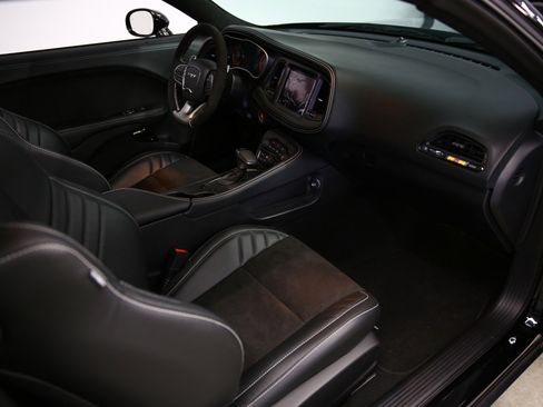Used 2023 Dodge Challenger SRT Hellcat Redeye RWD image 14