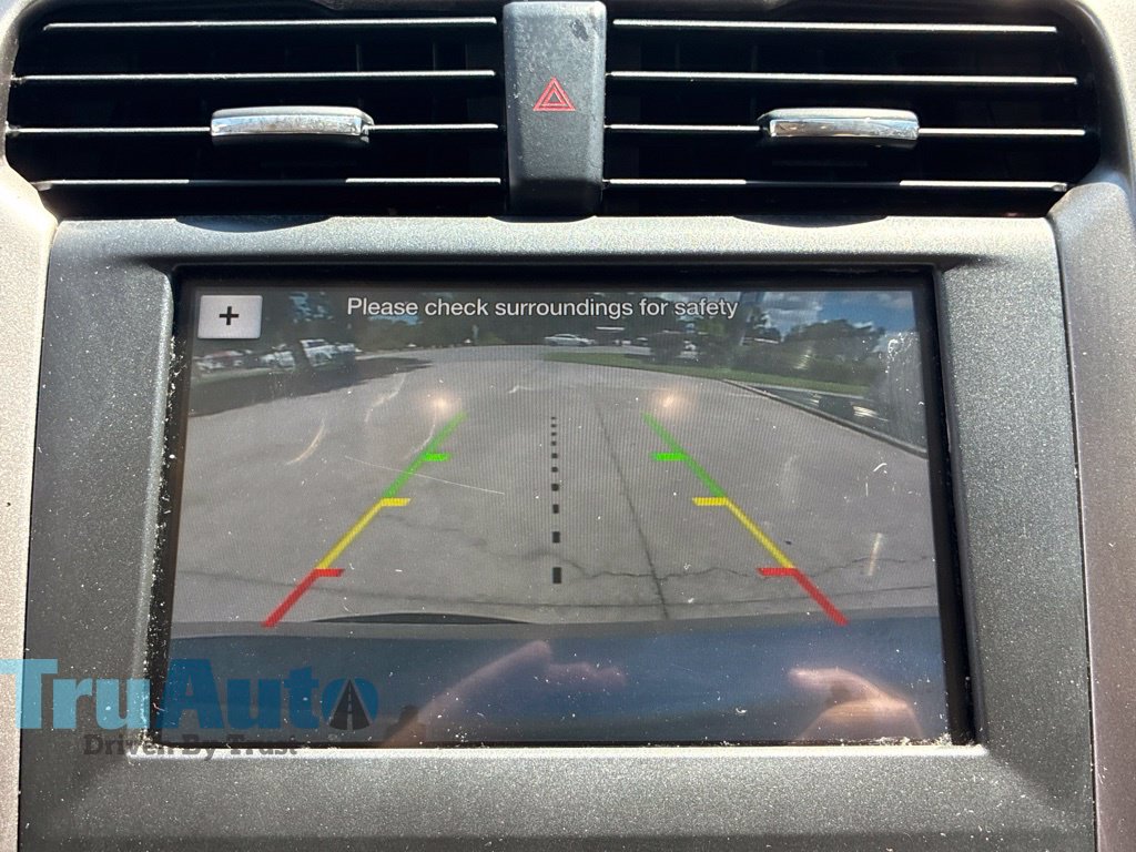 Used 2018 Ford Fusion SE w/ Fusion SE Technology Package FWD image 33