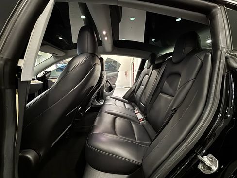 Used 2021 Tesla Model 3 Standard Range RWD image 15