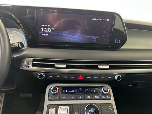 Used 2024 Hyundai Palisade SEL image 21