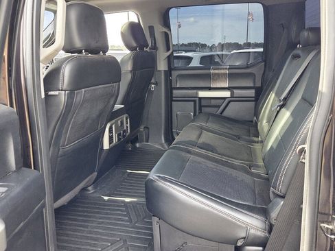 Used 2019 Ford F250 Lariat w/ Lariat Ultimate Package image 3