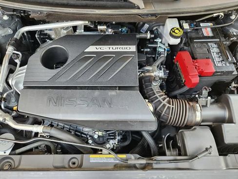 Used 2025 Nissan Rogue SV FWD image 30