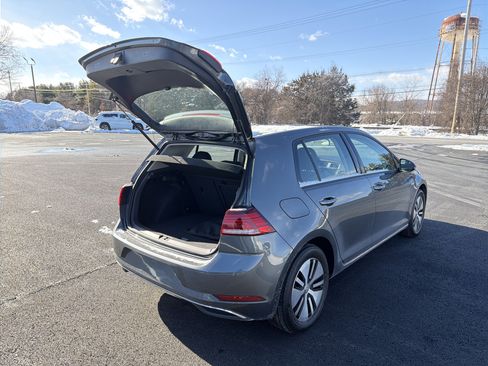 Used 2019 Volkswagen e-Golf SE w/ Driver Assistance Package image 30