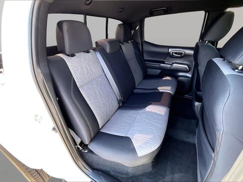 Used 2023 Toyota Tacoma TRD Sport AWD/4WD image 27