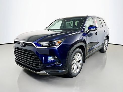 New 2026 Toyota Grand Highlander Limited image 7