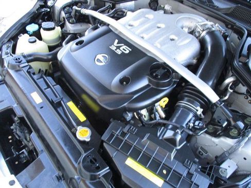 Used 2005 Nissan 350Z Grand Touring RWD image 20