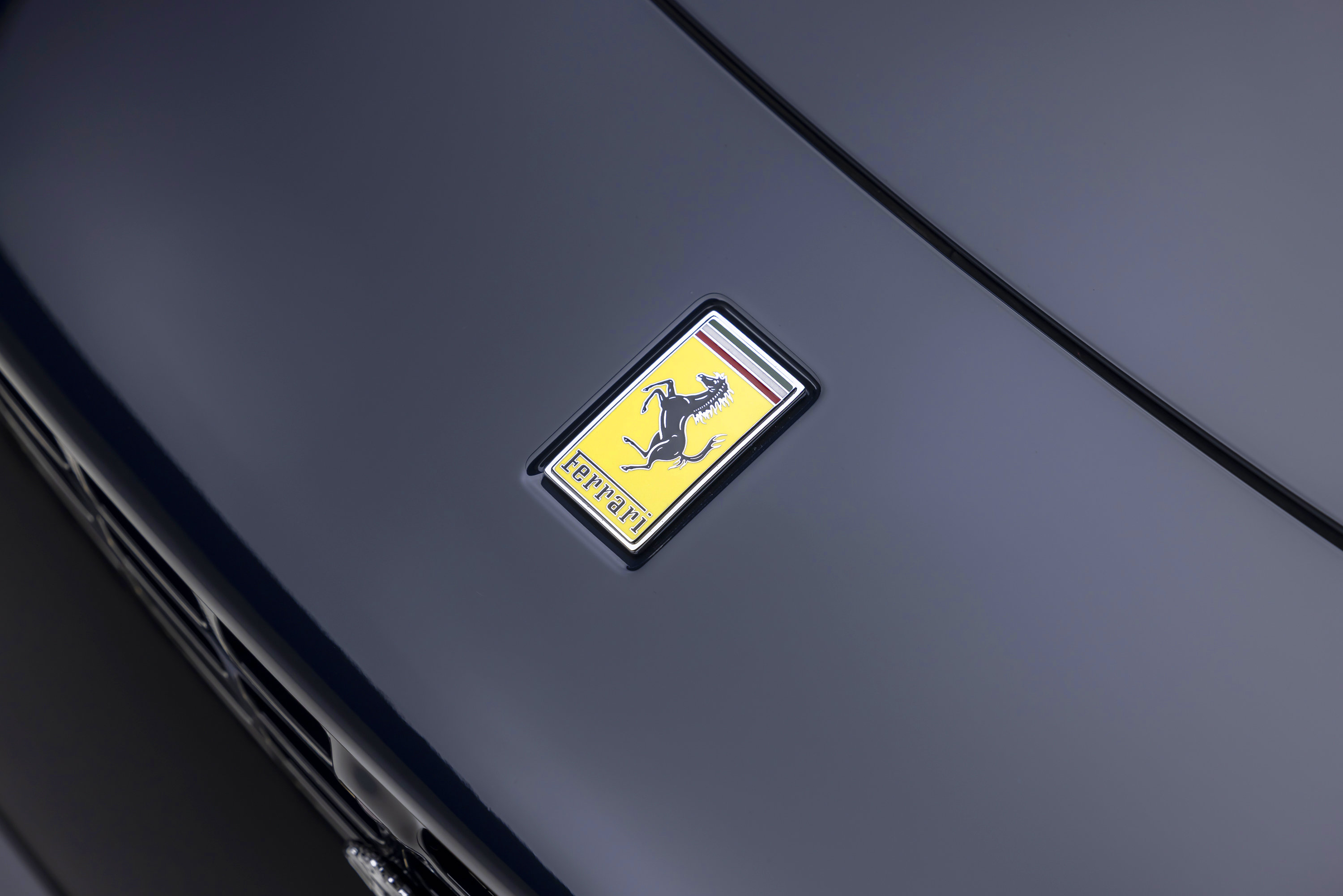 Certified 2024 Ferrari Roma Spider RWD image 27