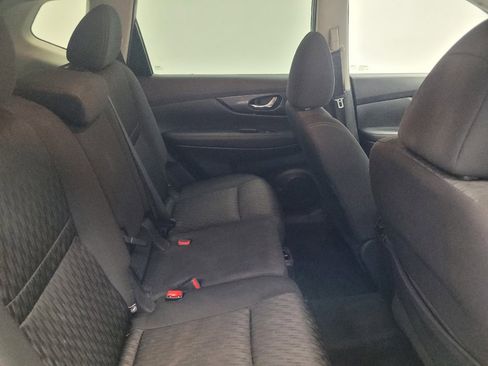 Used 2020 Nissan Rogue SV FWD image 19