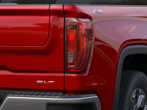 New 2026 GMC Sierra 1500 SLT image 35