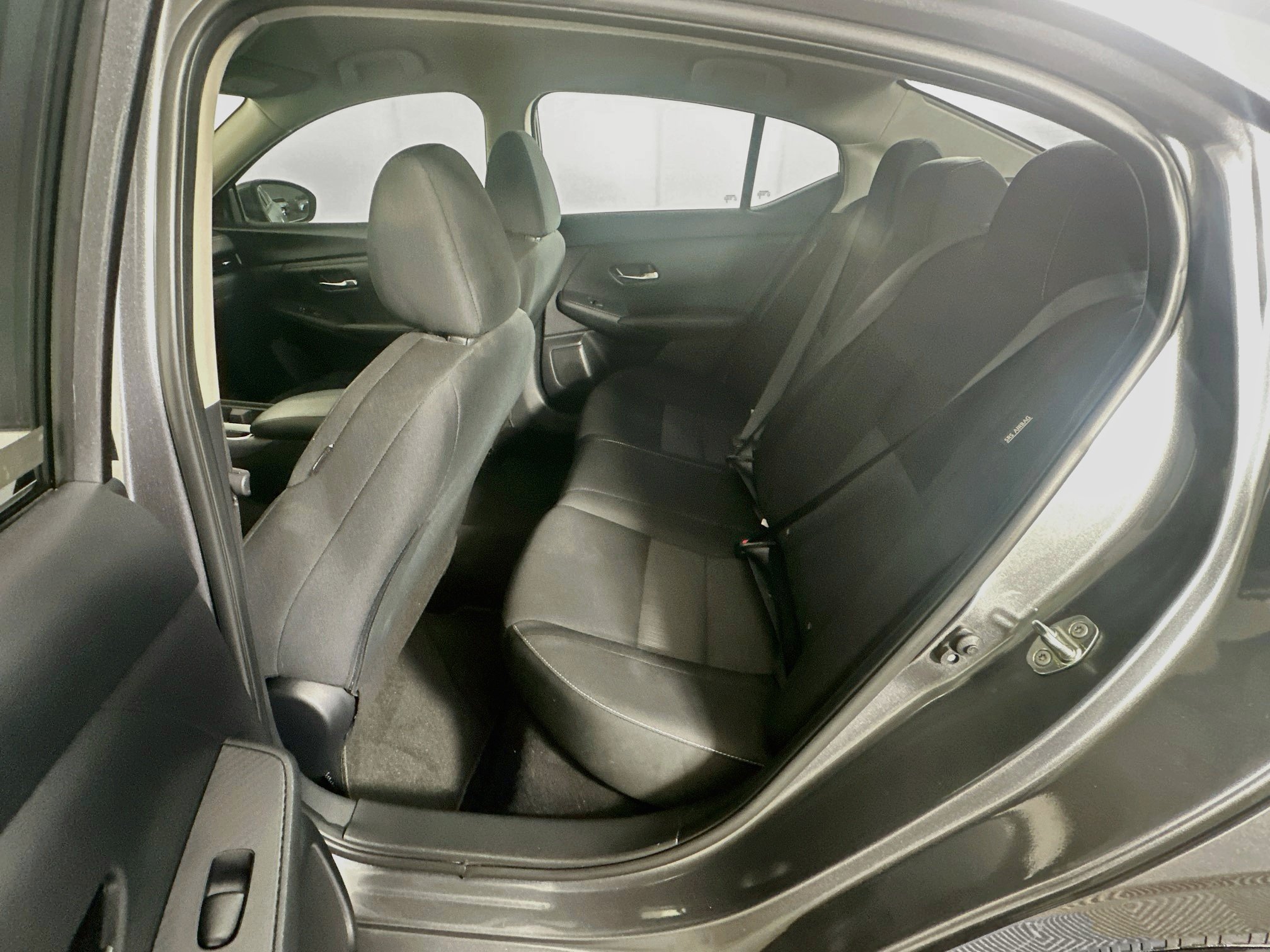 Used 2023 Nissan Sentra SV FWD image 26